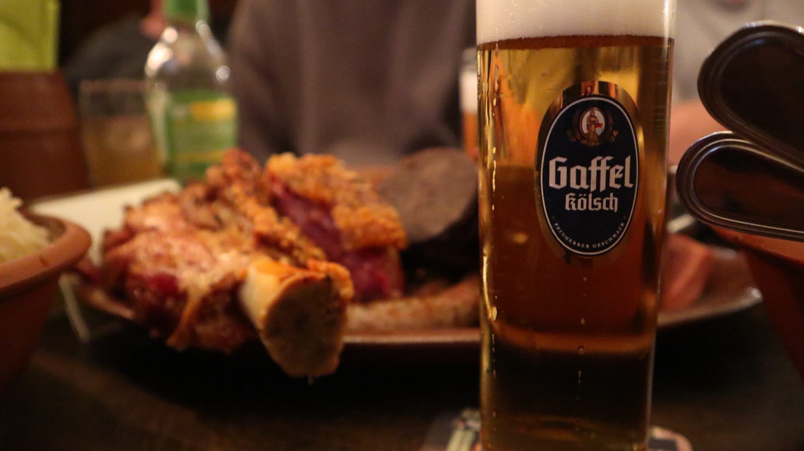 Haxenhaus Köln – Lohnt sich ein Besuch oder ist es eine Touristenfalle?